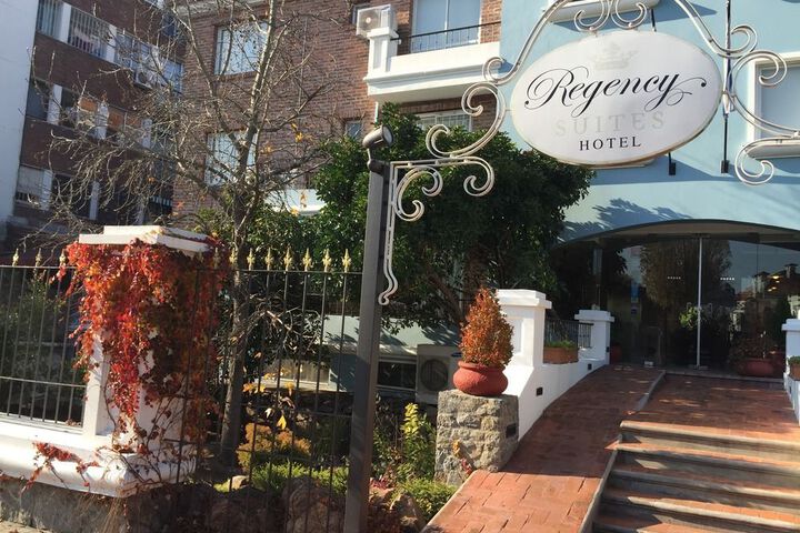 REGENCY SUITES BOUTIQUE HOTEL