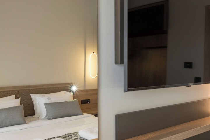 Room 26 of 152