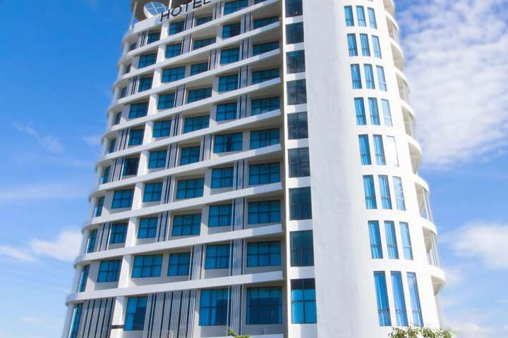 Exterior of Hotel N°5