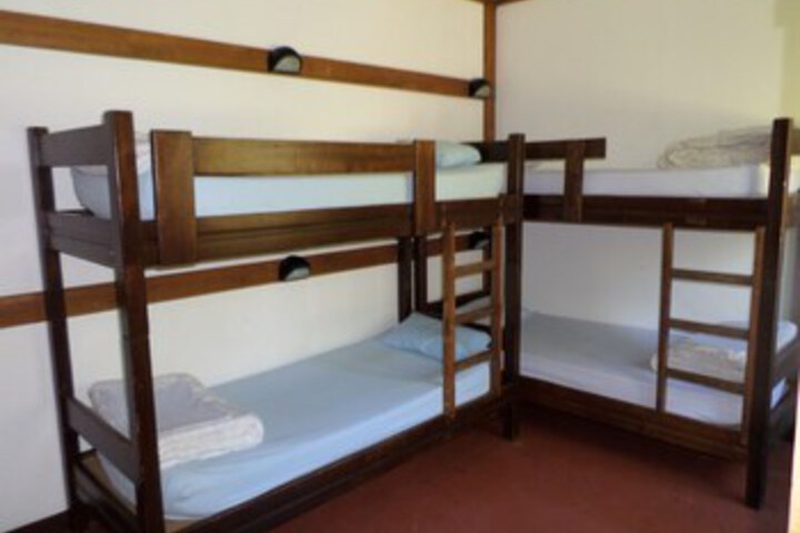 Room 42 of 59