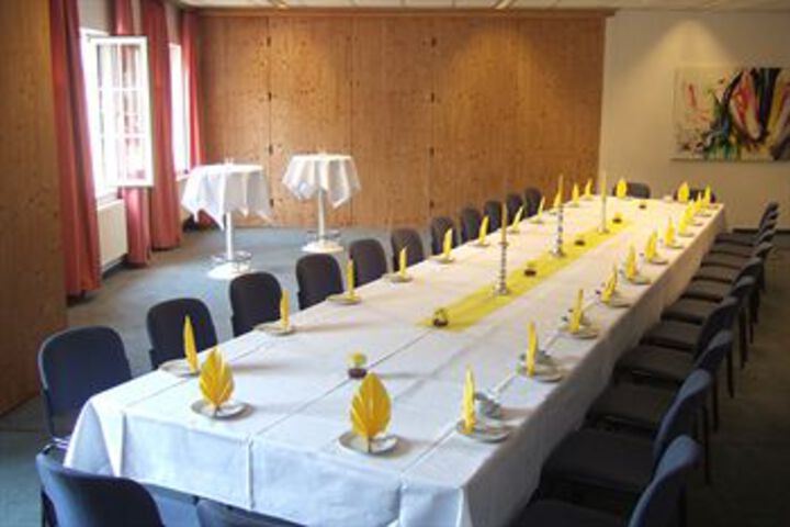 Ballroom/Hall 2 of 21