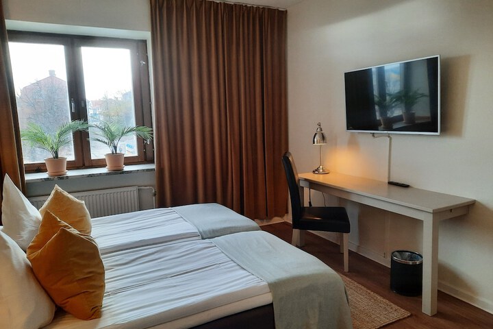 Room 19 of 50