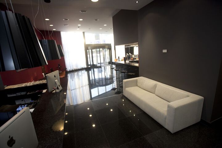 Guest Lobby