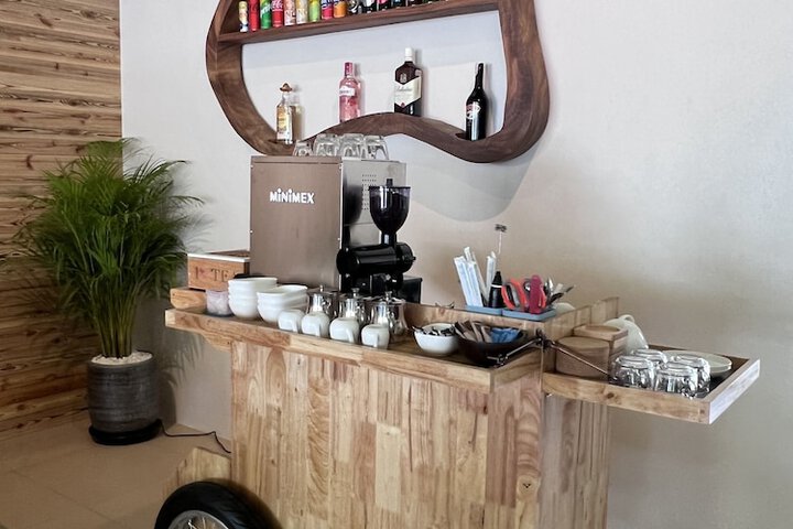 Breakfast/Coffee Service 44 of 68