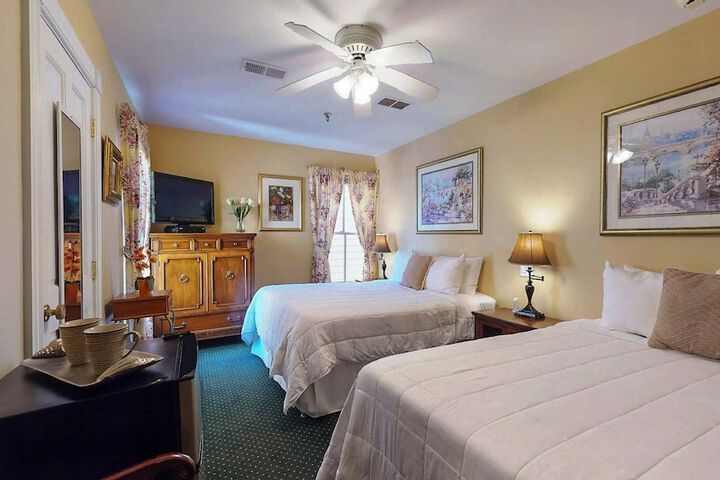 Room 41 of 68