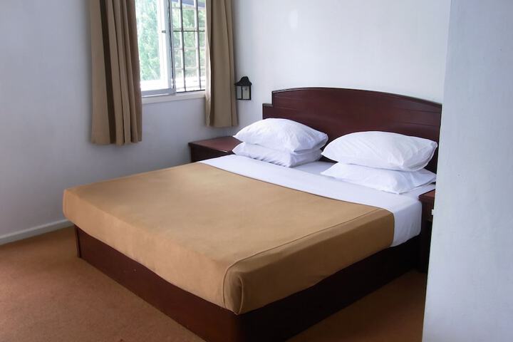Room 9 of 58