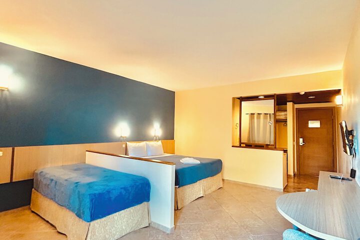 Room 2 of 23