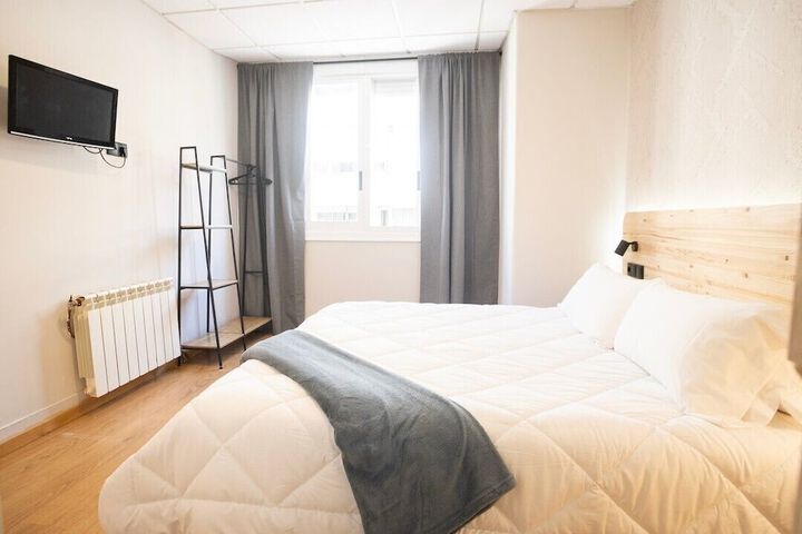Room 18 of 34