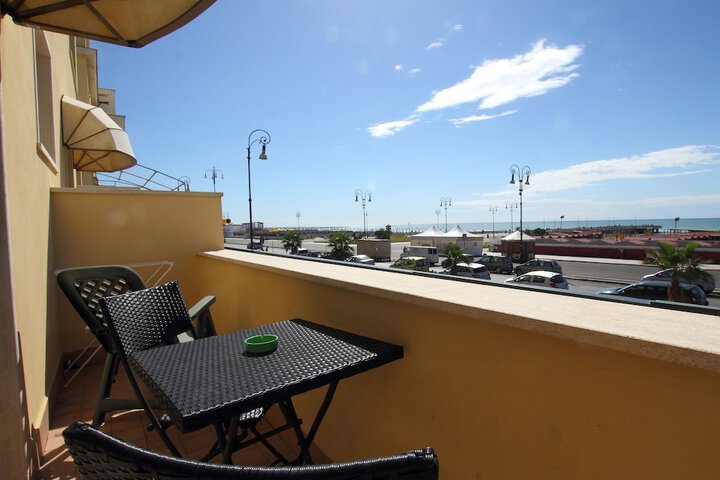 Terrace/Patio 39 of 72