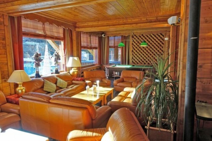 Lobby Entry