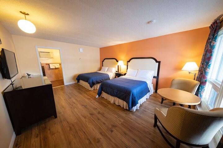Room 9 of 43