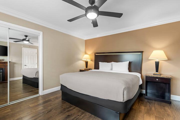 Room 42 of 64
