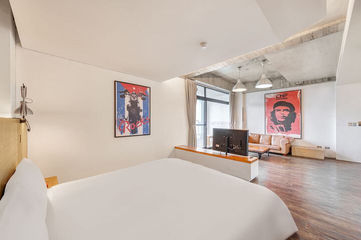 Room 79 of 201