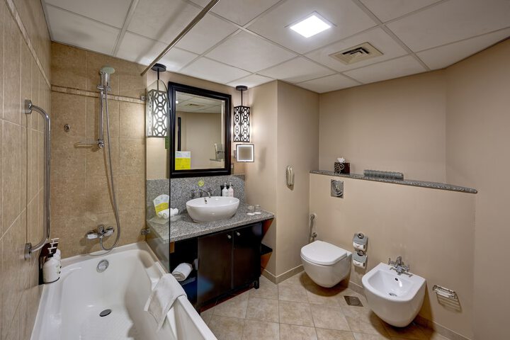 Room 123 of 211