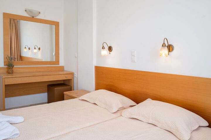 Room 15 of 91