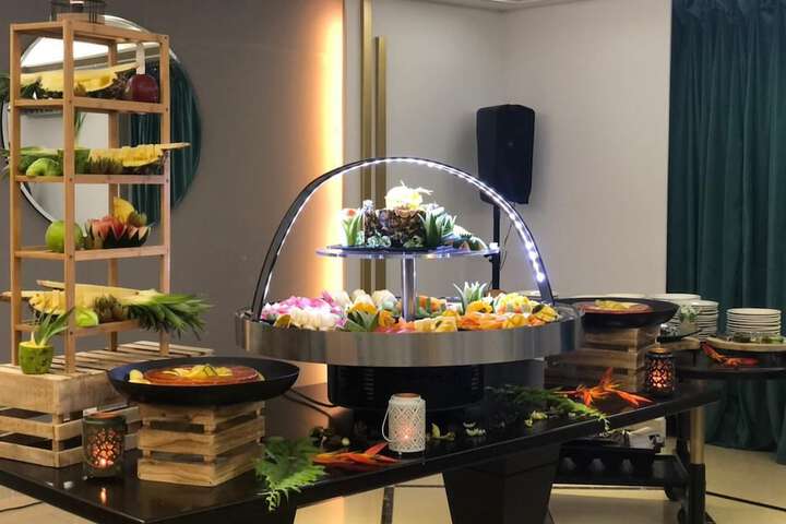 Dining 102 of 128