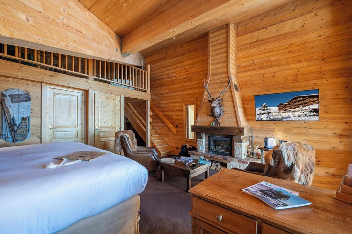 Room 28 of 115