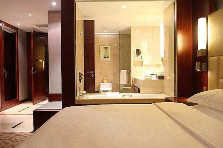 Room 10 of 35