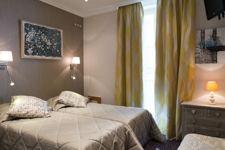 Room 4 of 48