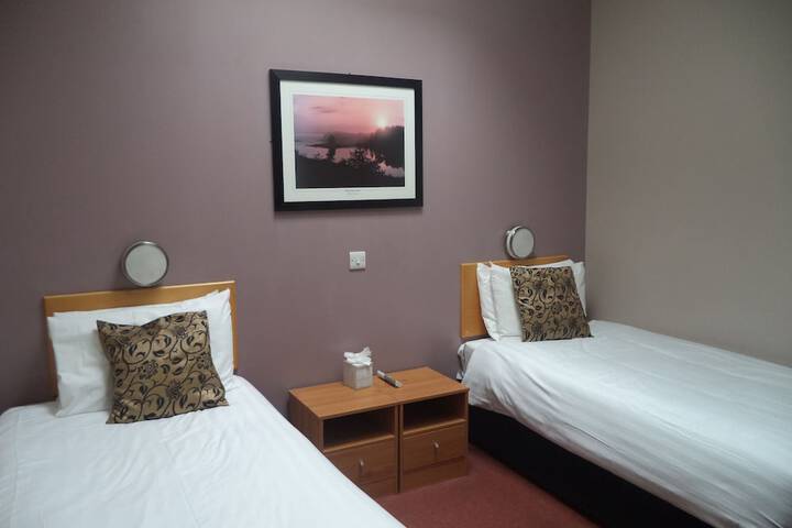 Room 3 of 42