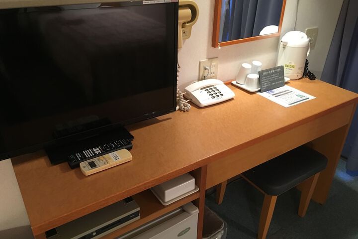 Room 13 of 41