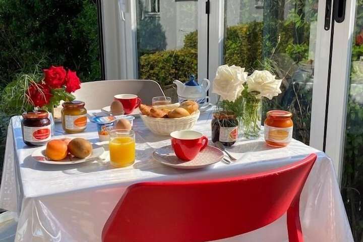 Breakfast/Coffee Service 15 of 22