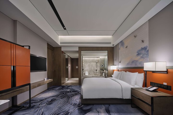 Room 12 of 88