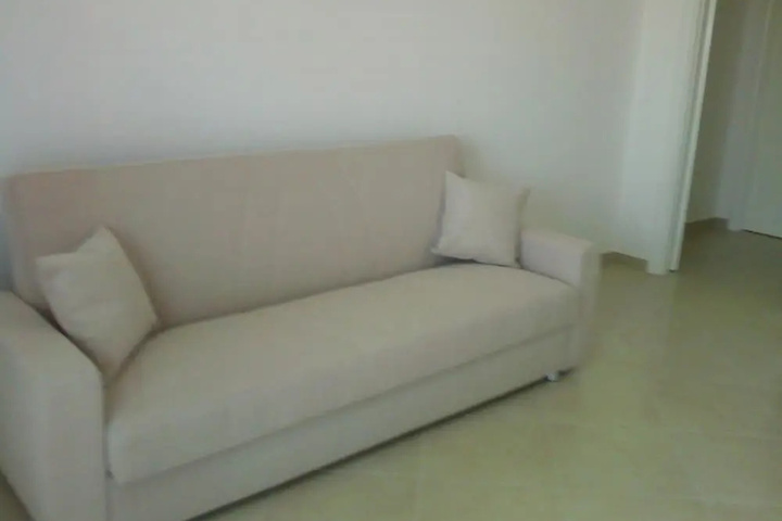 Room 3 of 19