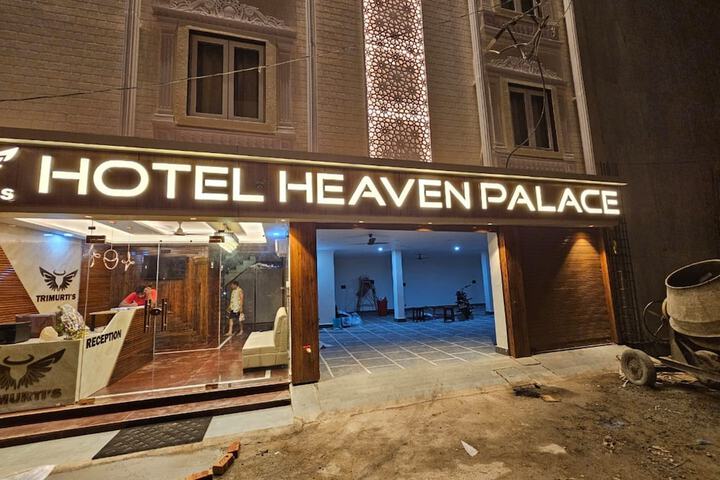 Goroomgo Heaven palace Haridwar