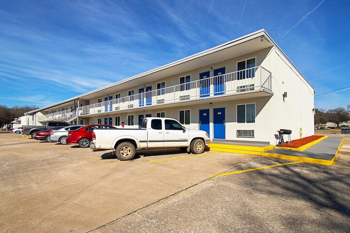 Hotel 68 of 79