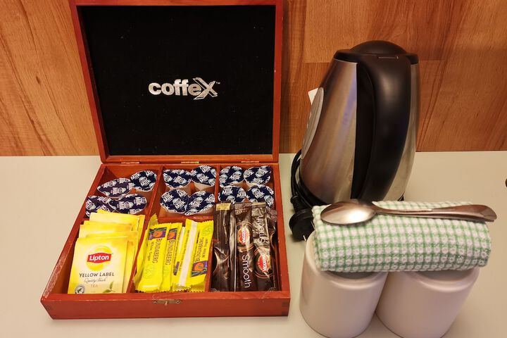 Breakfast/Coffee Service 27 of 46
