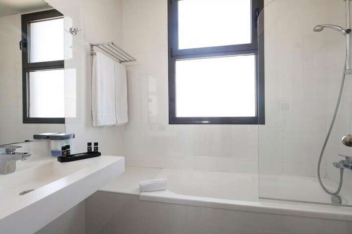 Bath Photo