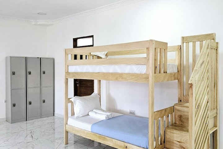 Room 22 of 53