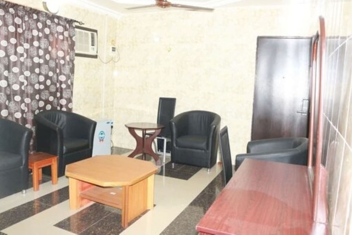 Room 6 of 29