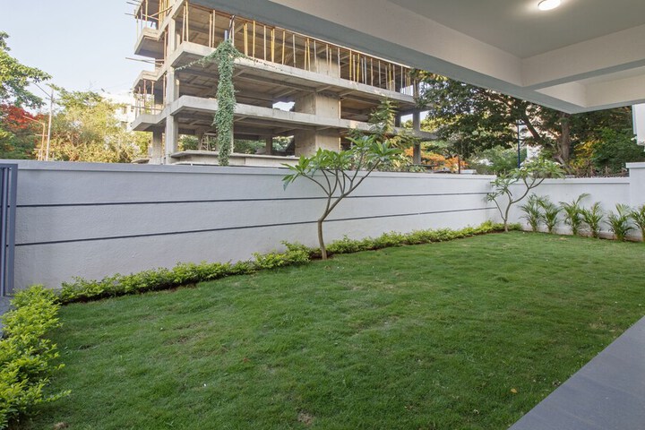Hotel Exterior 24 of 31