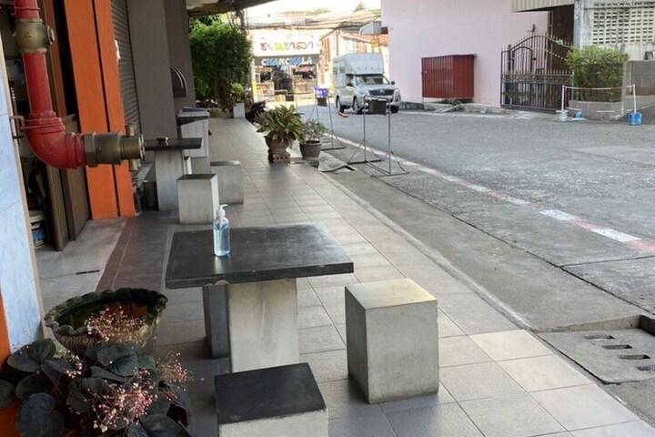 Terrace/Patio 9 of 33