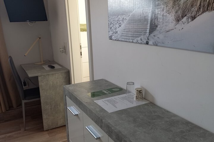 Room 3 of 26