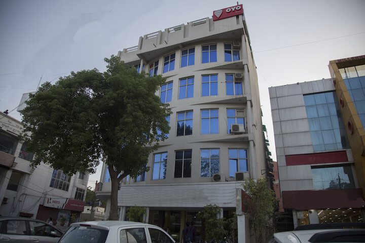 Exterior of OYO 2754 near City Centre