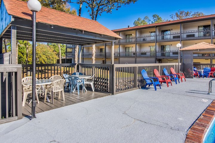 BBQ/picnic area