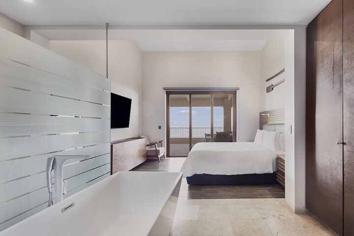 Room 18 of 119