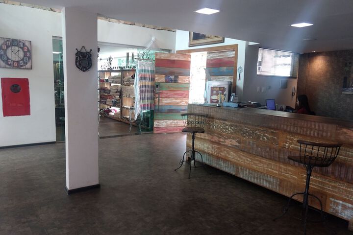 Gift shop