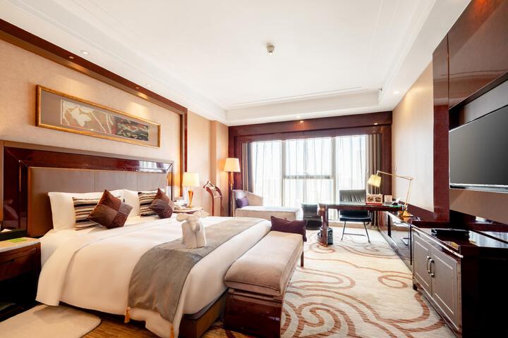 Room 10 of 49