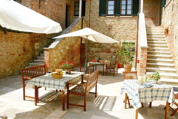 Terrace/Patio 68 of 186