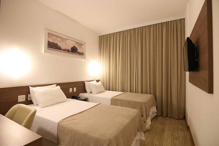 Room 19 of 79