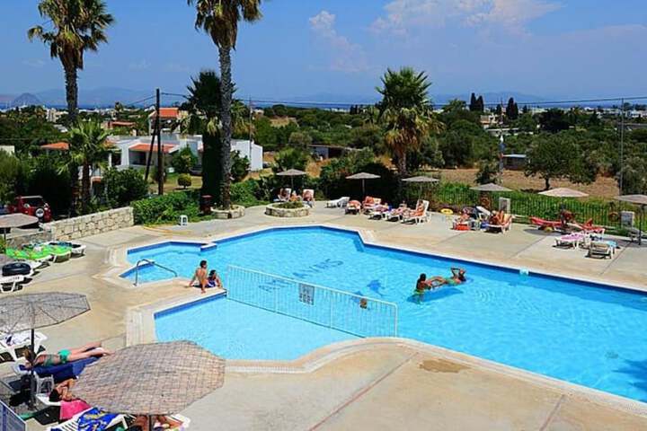 Pool Hotel