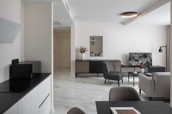 Room 15 of 35