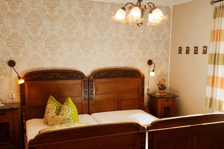Room 19 of 47