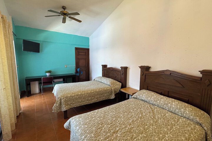 Room 12 of 49