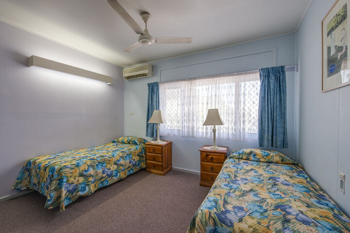 Room 9 of 22