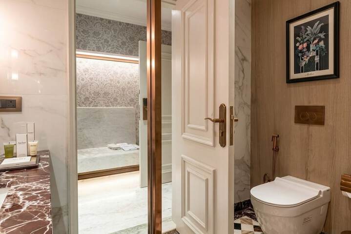 Clean Restrooms